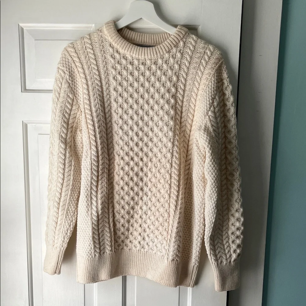 Like New The Woollen Market Ireland 🇮🇪 100% Merino Wool Cream Cable Knit Sweater - Picture 1 of 8